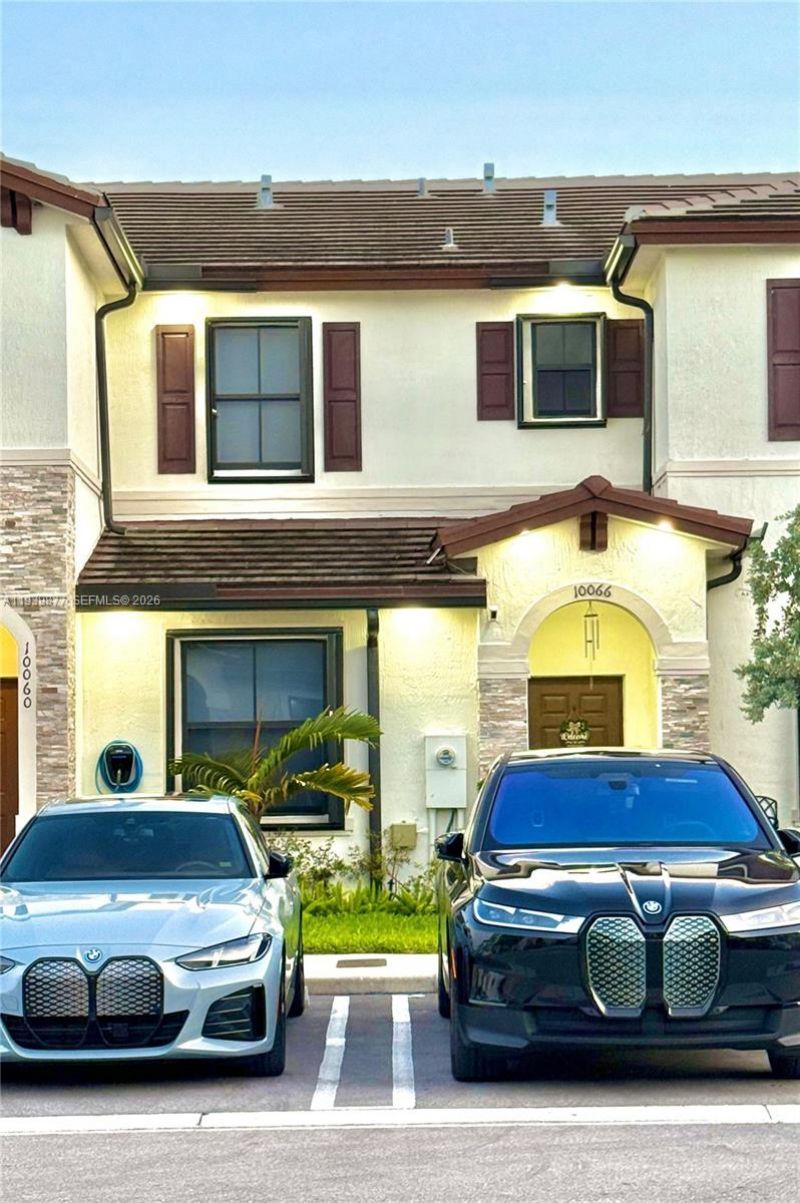 10066 SW 228th Ter, Miami, FL 33190 Photo
