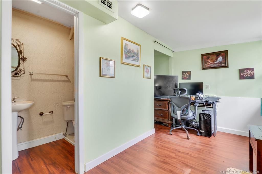 401 SW Ewing Avenue, Port Saint Lucie, FL 34983 Photo