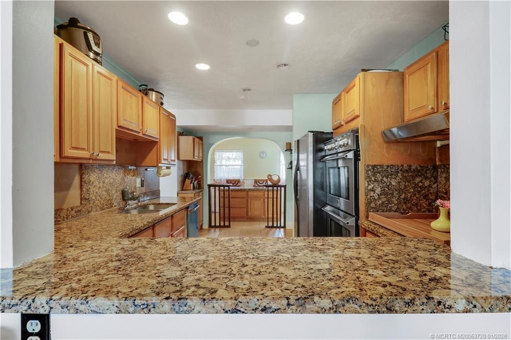 401 SW Ewing Avenue, Port Saint Lucie, FL 34983 Photo