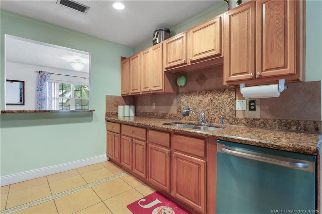 401 SW Ewing Avenue, Port Saint Lucie, FL 34983 Photo