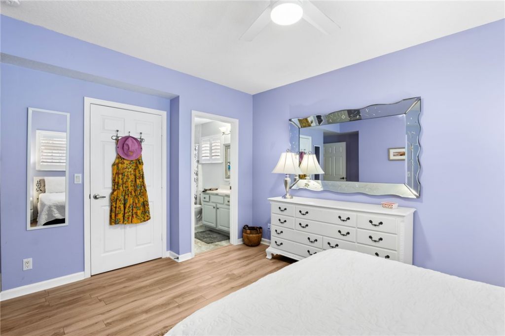 512 7th Square, Unit 101, Vero Beach, FL 32962 Photo