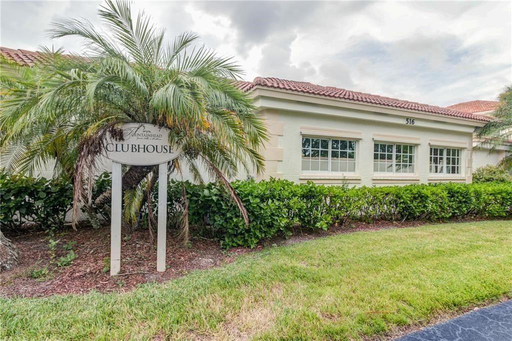 512 7th Square, Unit 101, Vero Beach, FL 32962 Photo