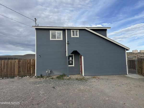 7710 Cheyenne Trail, Stagecoach, NV 89429