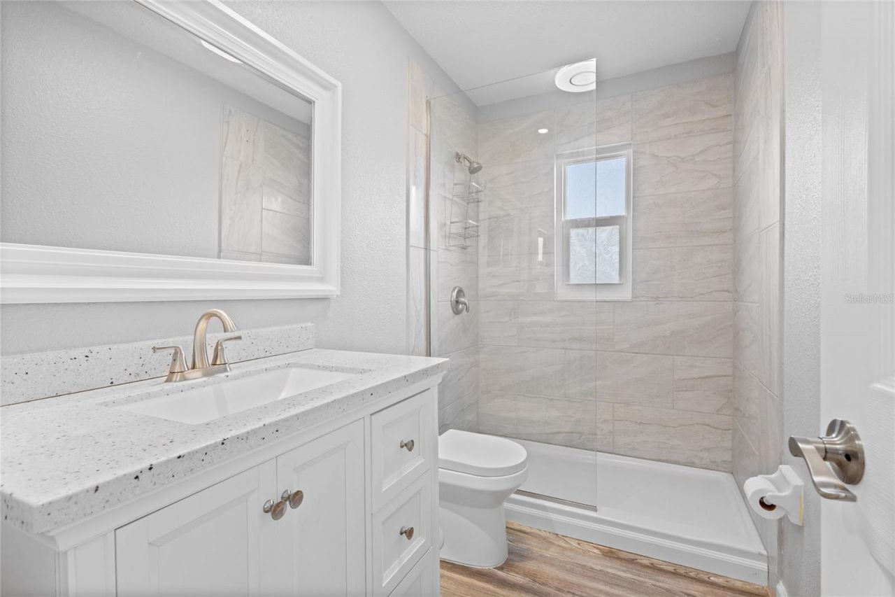 3801 42nd Street W, Bradenton, FL 34205 Photo