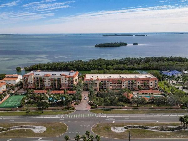1695 PINELLAS BAYWAY S, Unit D1, TIERRA VERDE, FL 33715