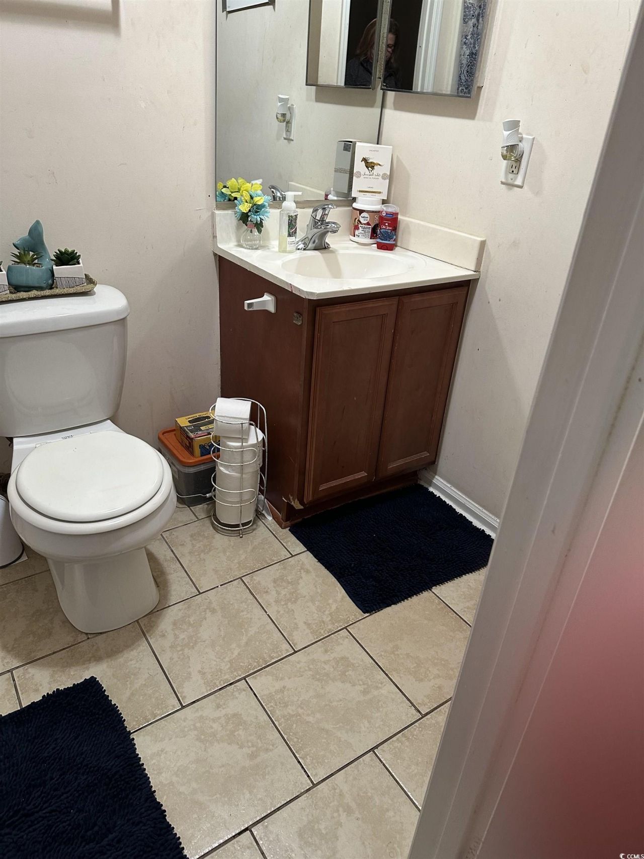 2005 Greens Blvd. Photo 8