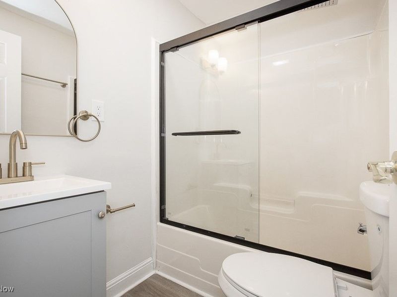 4915 Tillman Avenue, Cleveland, OH 44102 Photo 21