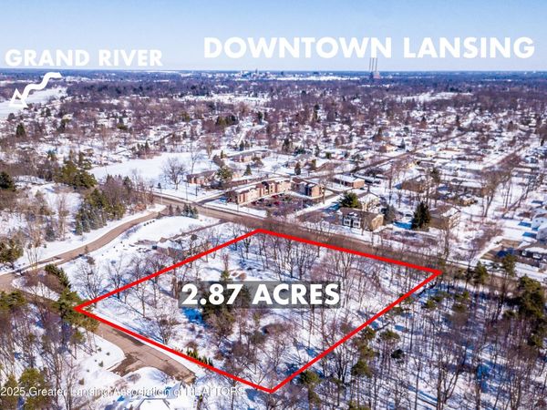 2800 S Waverly Road, Lansing, MI 48911