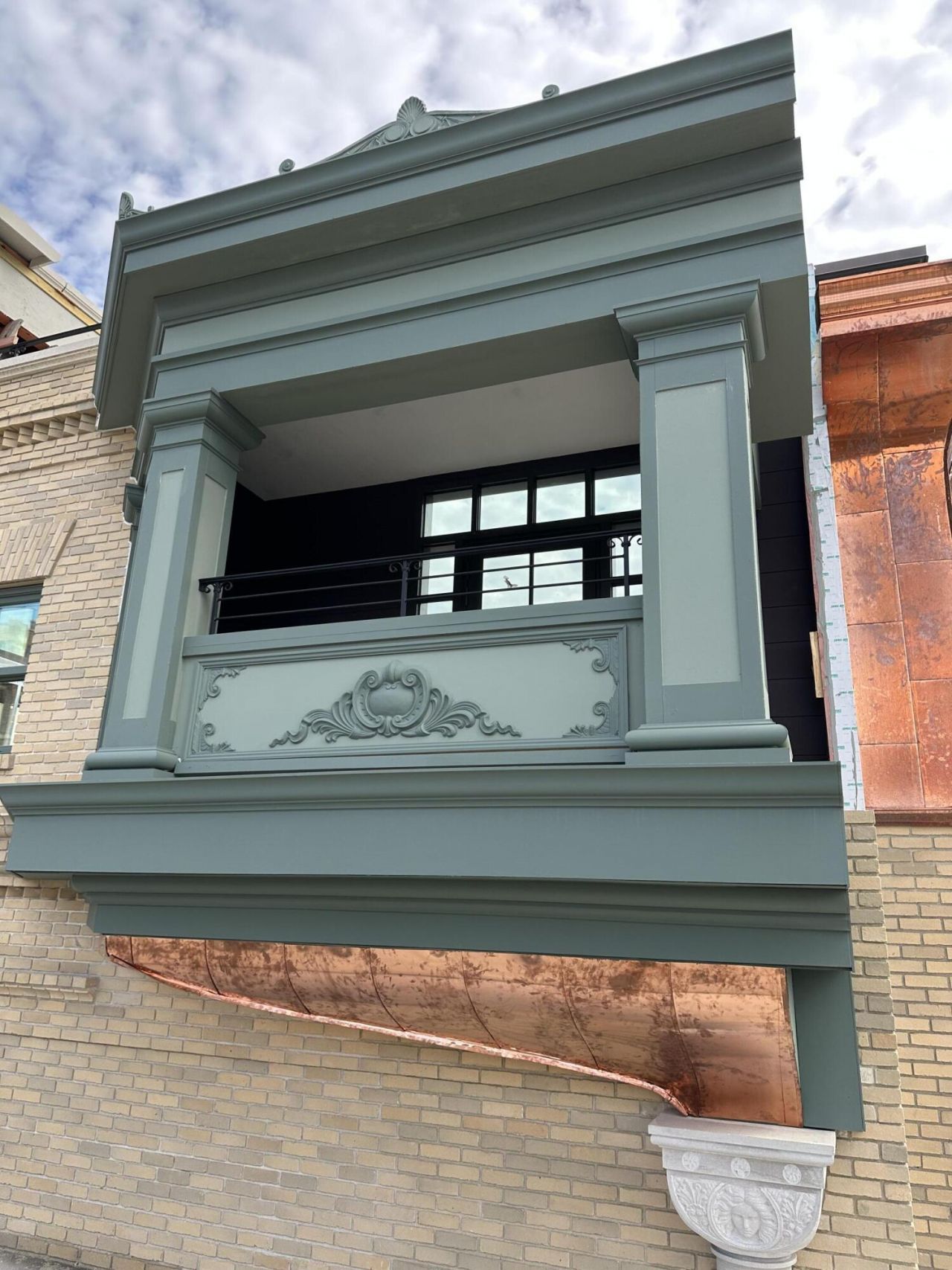 680 King Street Photo 28