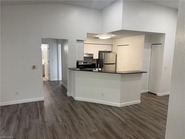 8285 Ibis club DR, Unit 805, NAPLES, FL 34104