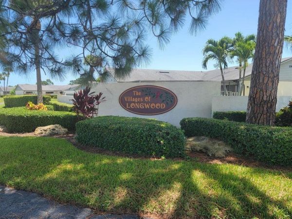1451 Captains Walk, Unit 27a, Fort Pierce, FL 34950