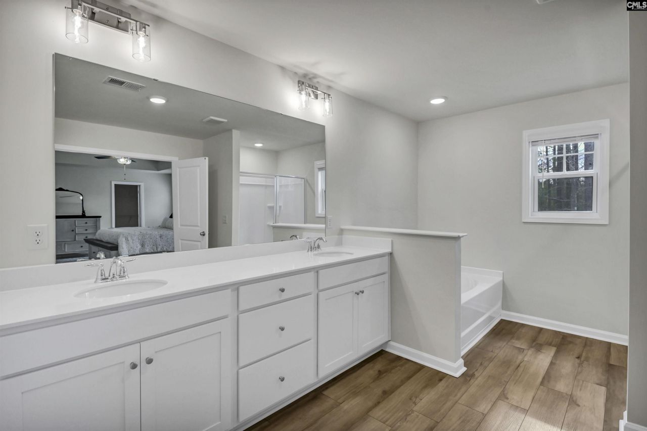 820 Tradesman Avenue Photo 36