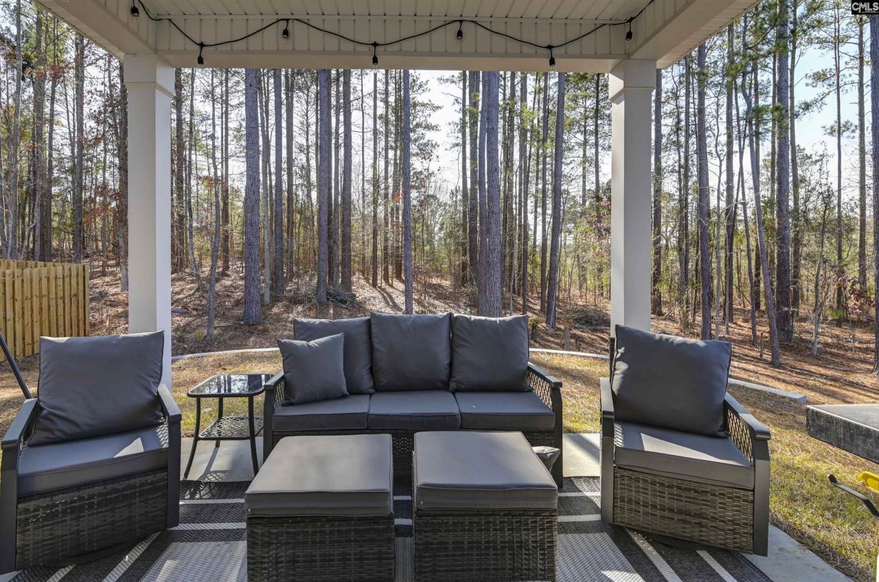 820 Tradesman Avenue Photo 4