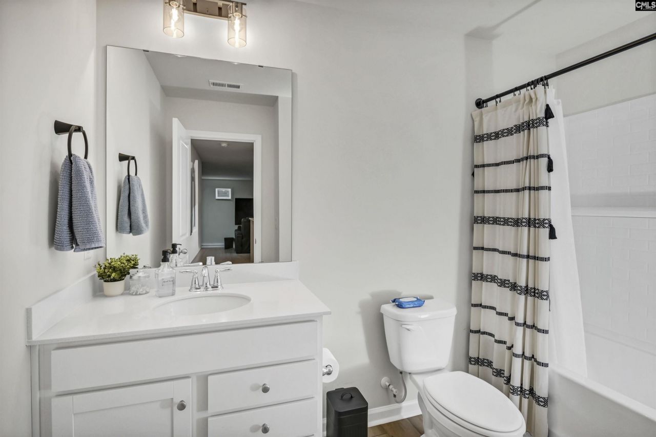 820 Tradesman Avenue Photo 44