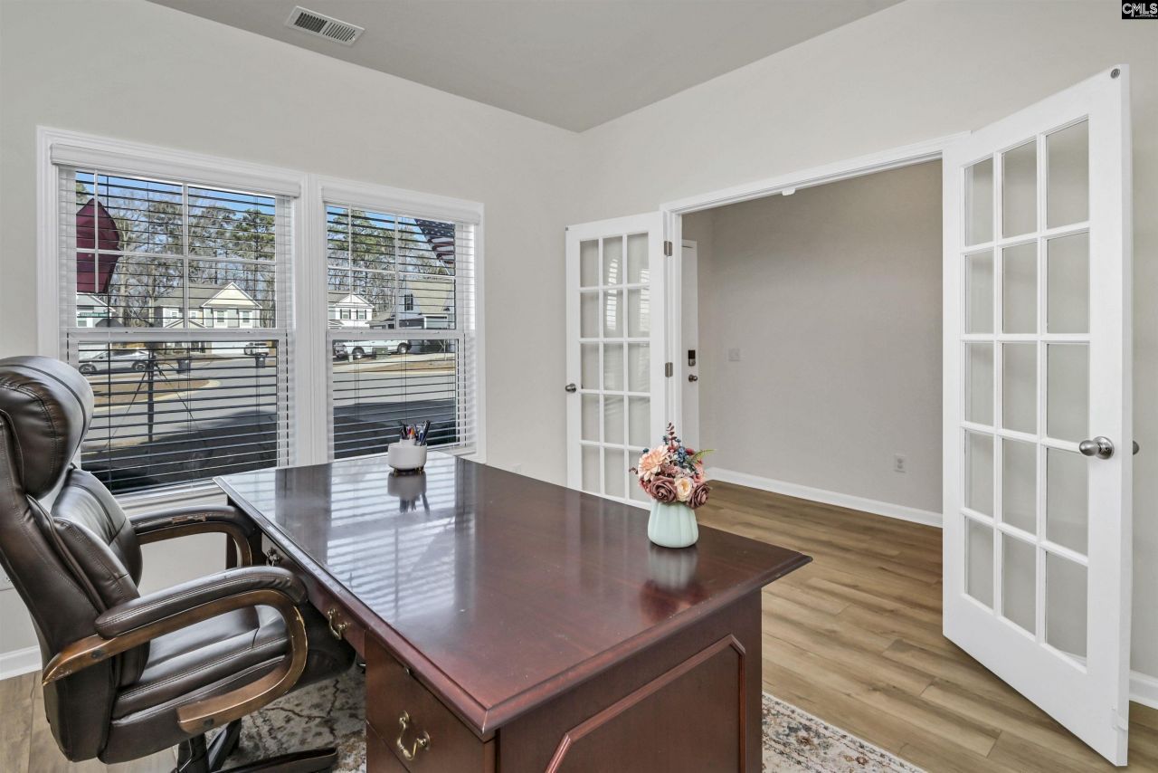 820 Tradesman Avenue Photo 9