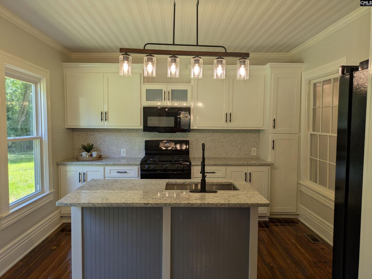 2904 Priceville Road Photo 12