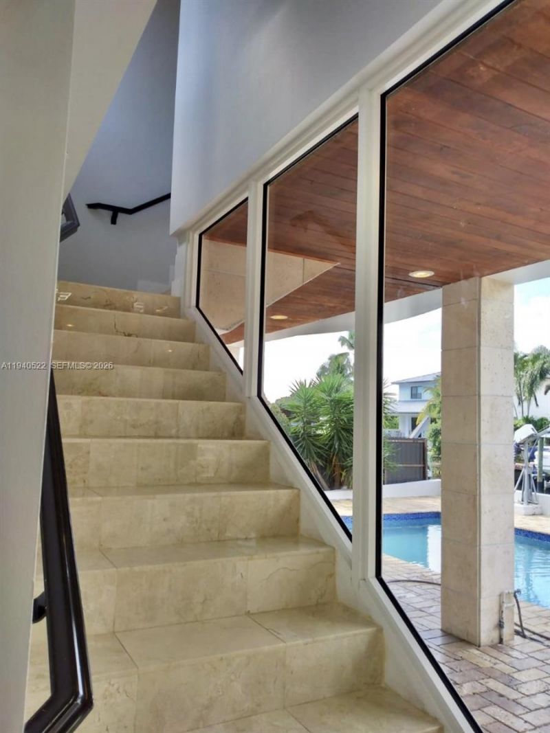 13240 Ortega Ln, North Miami, FL 33181 Photo