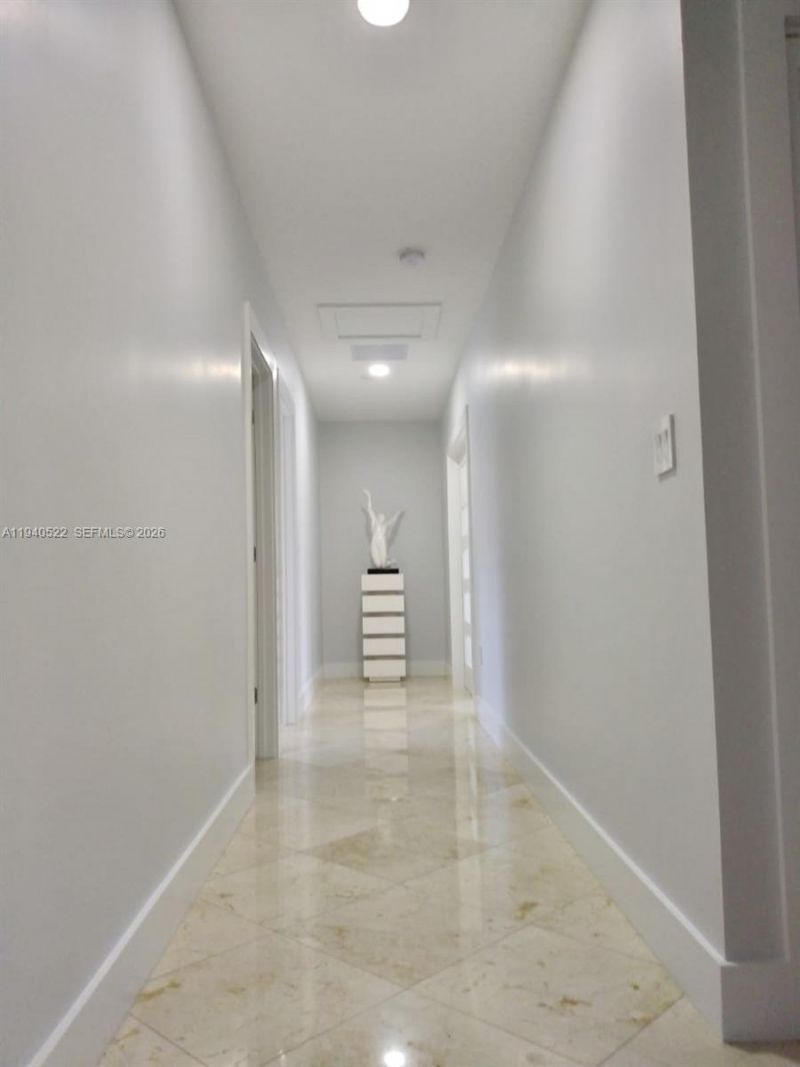 13240 Ortega Ln, North Miami, FL 33181 Photo