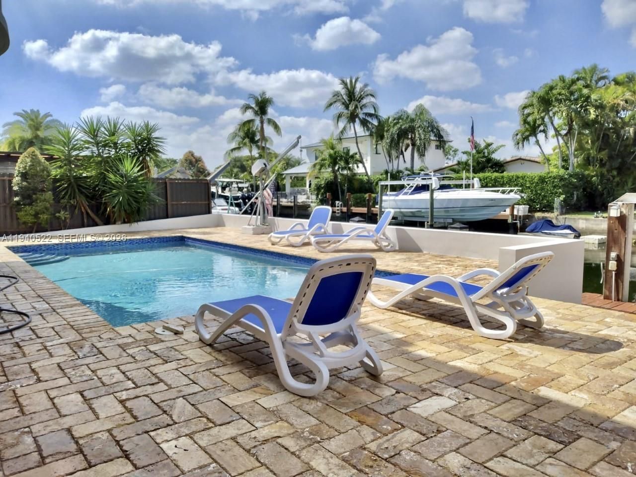 13240 Ortega Ln, North Miami, FL 33181 Photo