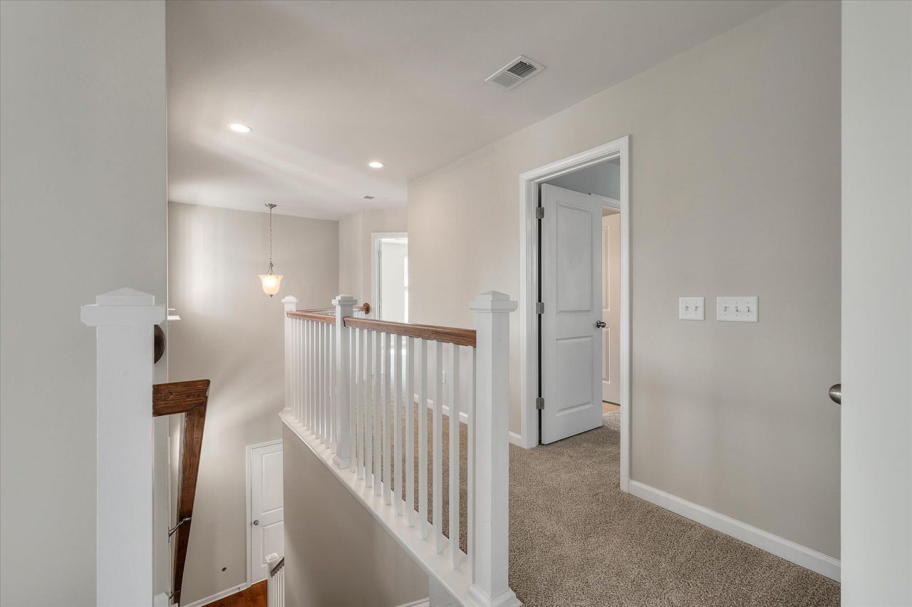 2902 Rutherford Way Photo 23