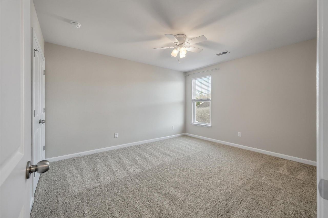 2902 Rutherford Way Photo 29