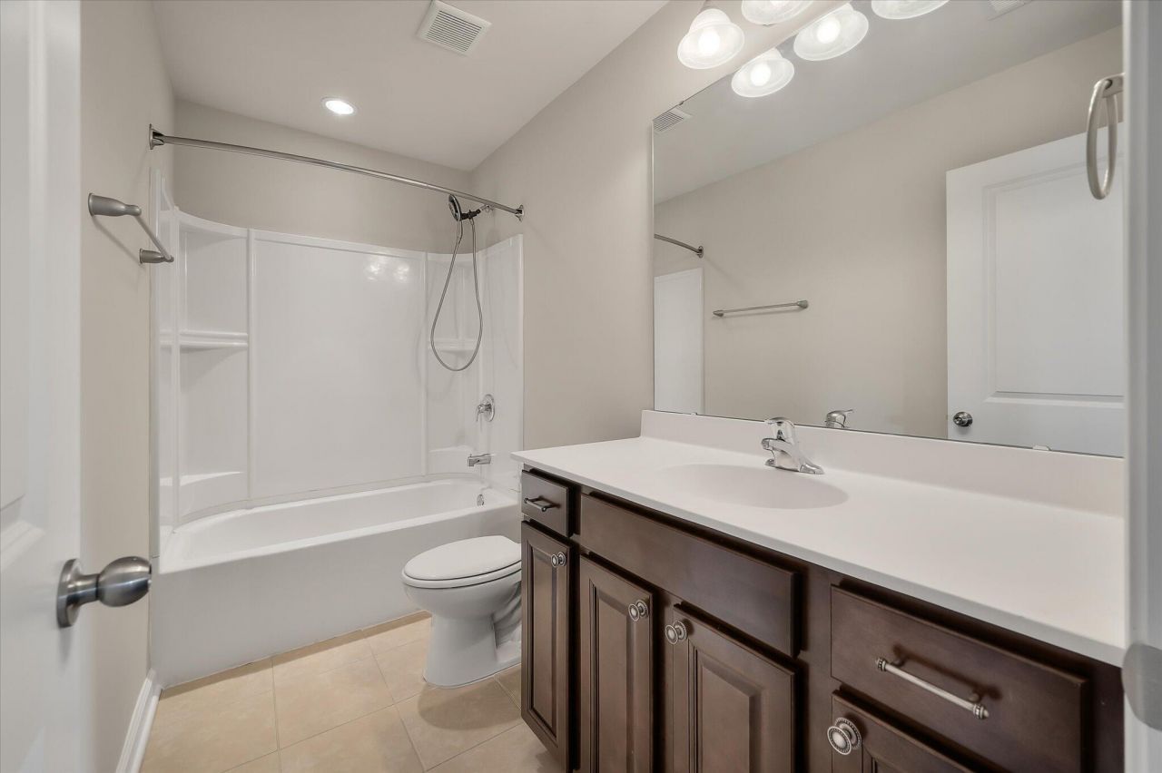 2902 Rutherford Way Photo 31