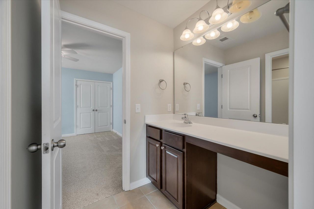 2902 Rutherford Way Photo 34