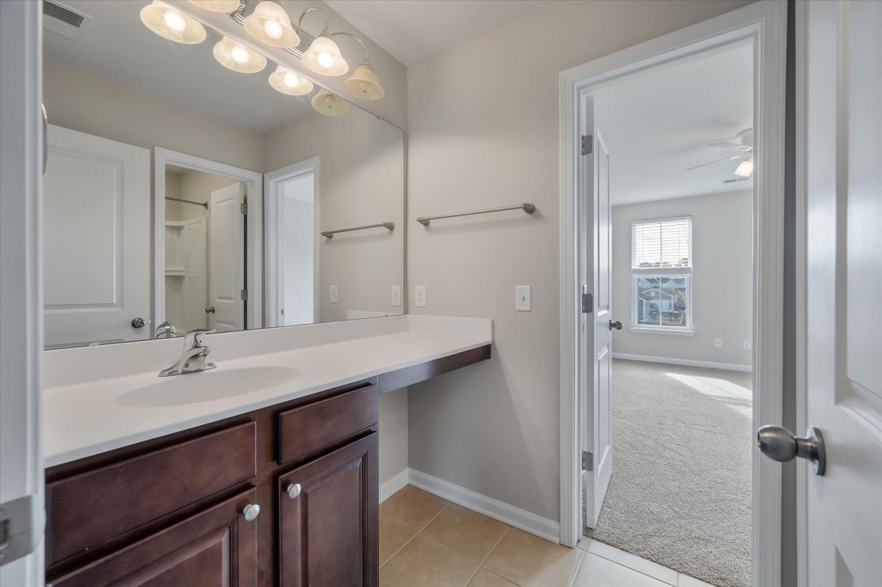 2902 Rutherford Way Photo 35