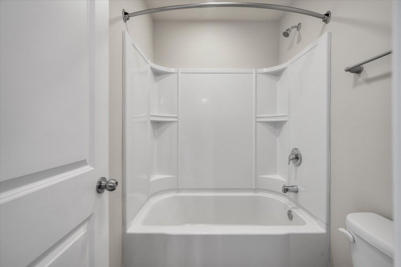 2902 Rutherford Way Photo 36