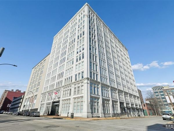 1501 Locust Street, Unit 1008, St Louis, MO 63103