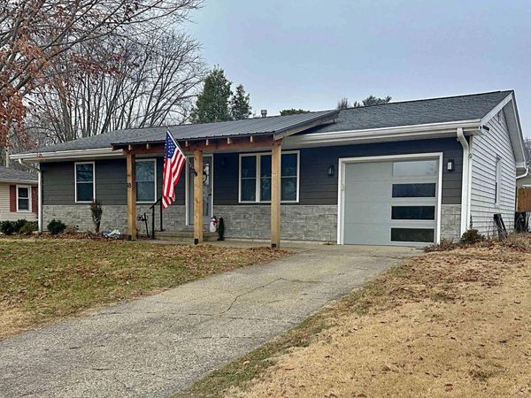 18 Lynwood Drive, Washington, IN 47501