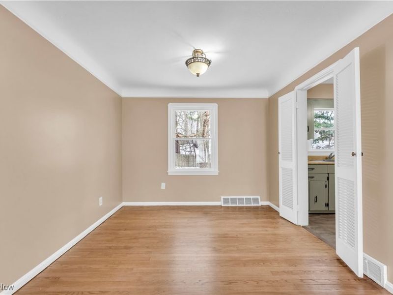 4693 Liberty Road, South Euclid, OH 44121 Photo 8