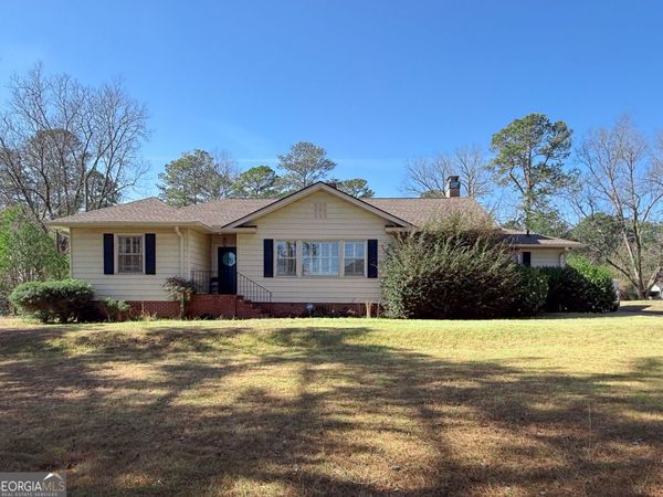 509 Youngs Mill Road, Lagrange, GA 30241