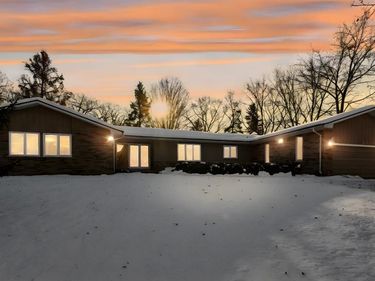 2247 Silver Maple Drive, Milford Twp, MI 48380