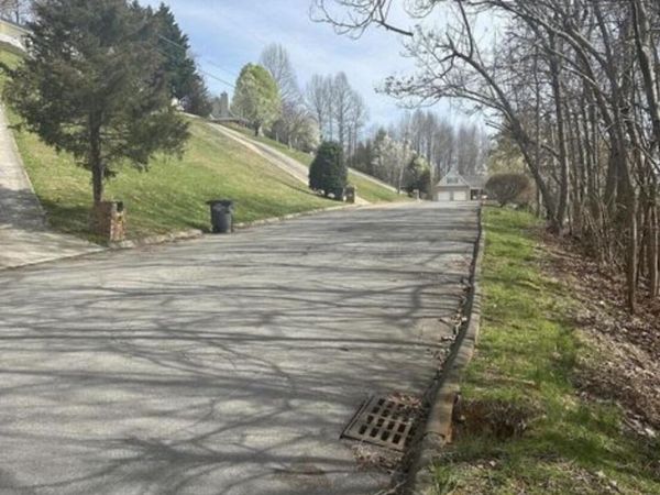 322 Bayberry Drive, Kingsport, TN 37663