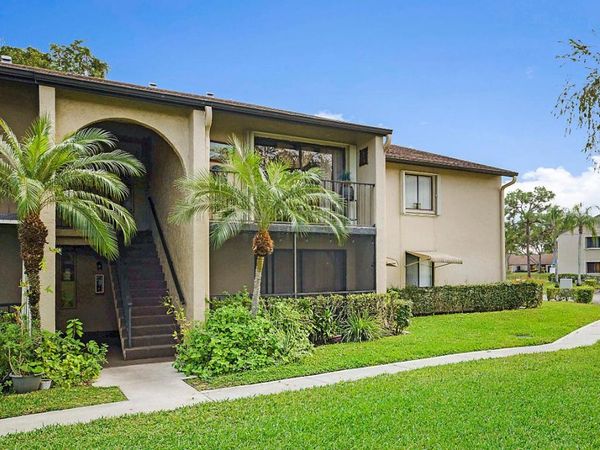 533 Shady Pine Way, Unit B1, Greenacres, FL 33415
