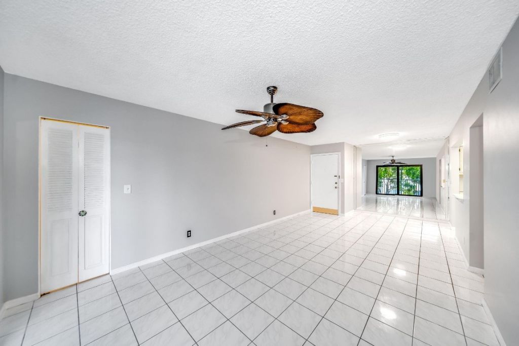 150 Cypress Club Drive, Unit 528, Pompano Beach, FL 33060 Photo