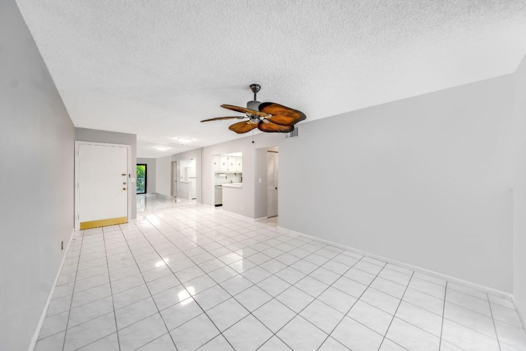150 Cypress Club Drive, Unit 528, Pompano Beach, FL 33060 Photo