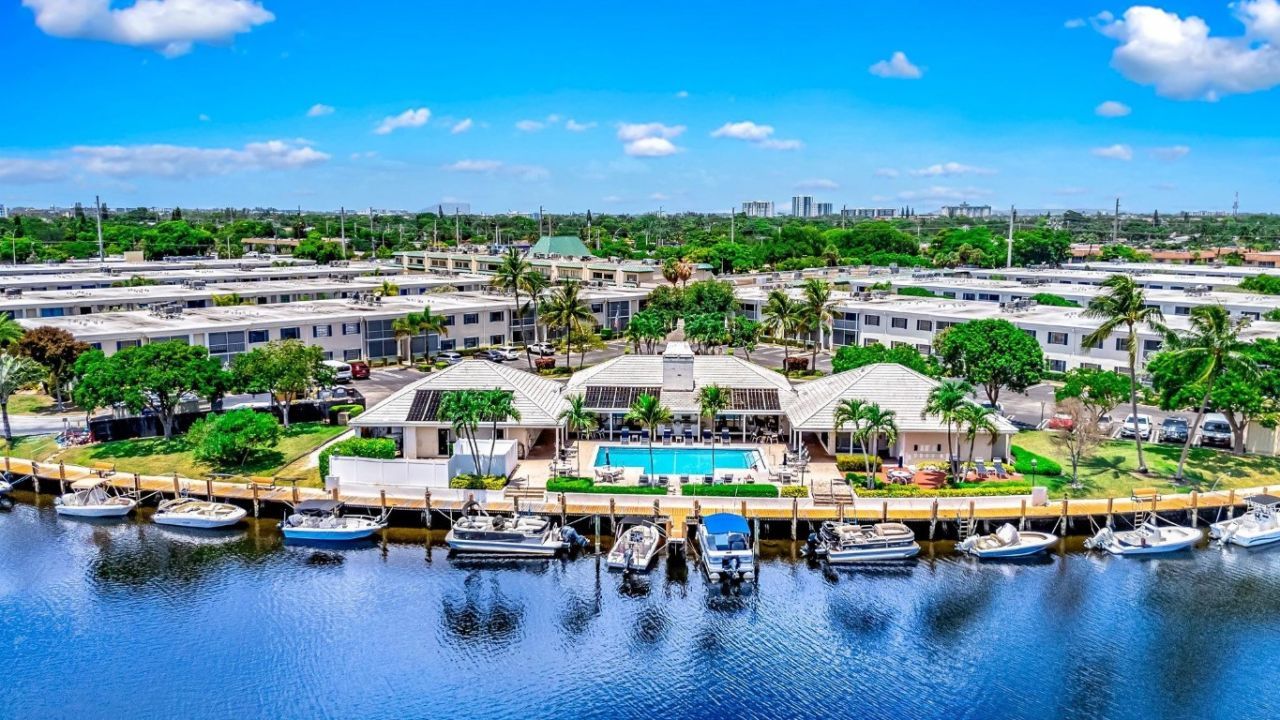 150 Cypress Club Drive, Unit 528, Pompano Beach, FL 33060 Photo