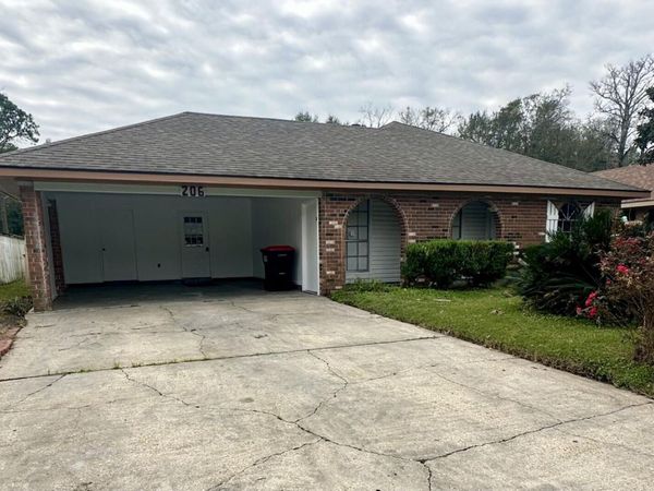 206 Terry Drive, Lafayette, LA 70501