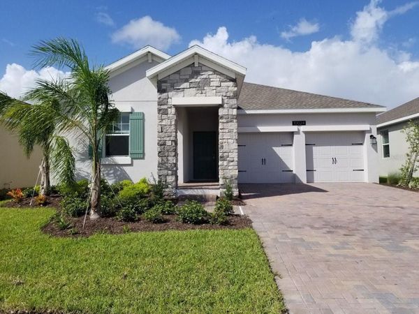 10028 LOVEGRASS LANE, ORLANDO, FL 32832