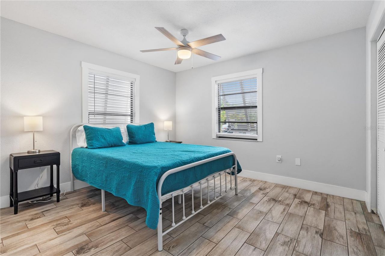 1011 67th Avenue Drive W, Bradenton, FL 34207 Photo