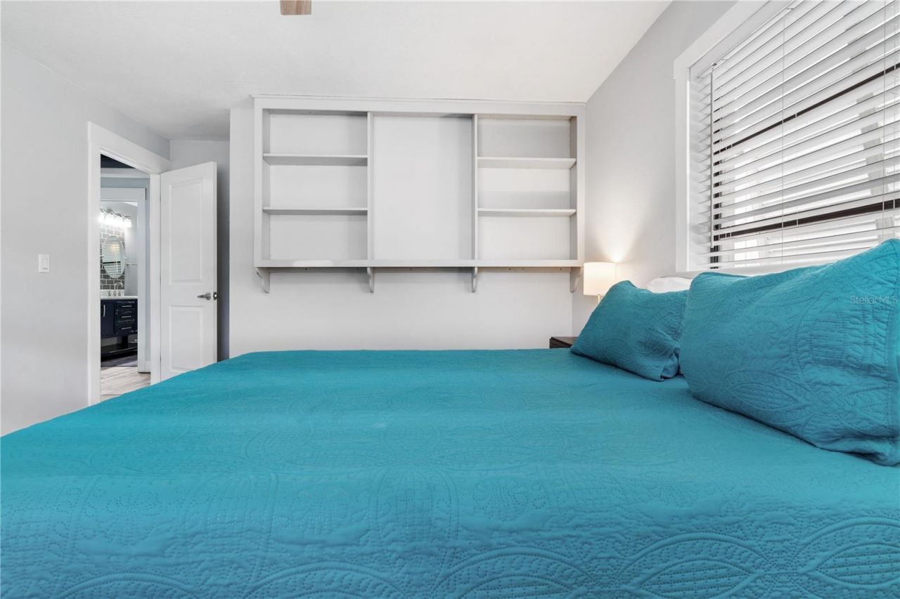 1011 67th Avenue Drive W, Bradenton, FL 34207 Photo