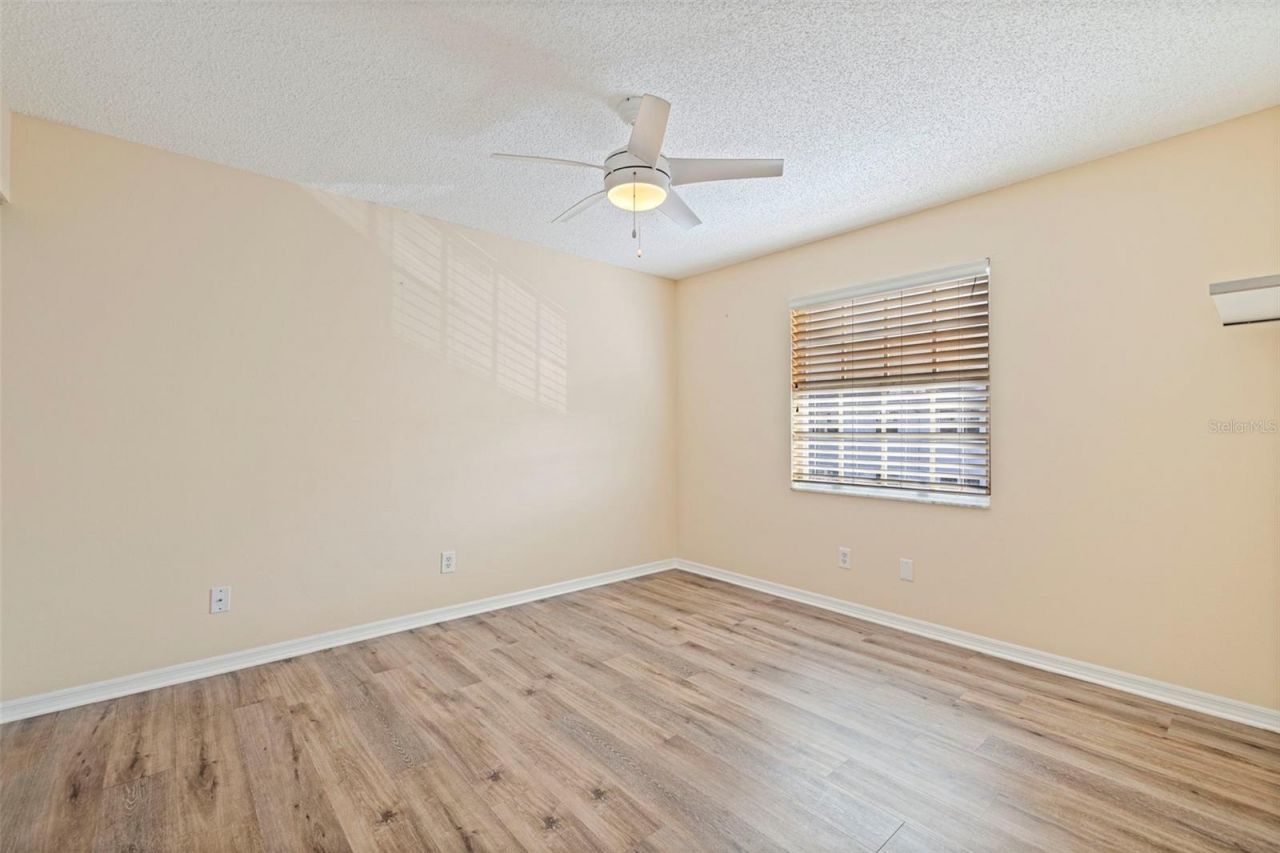 6826 Stones Throw Circle N, Unit 11201, Saint Petersburg, FL 33710 Photo