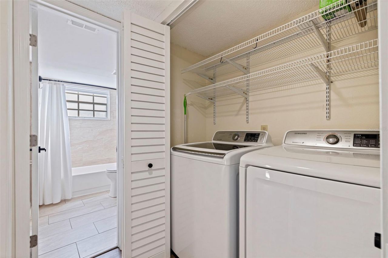 6826 Stones Throw Circle N, Unit 11201, Saint Petersburg, FL 33710 Photo