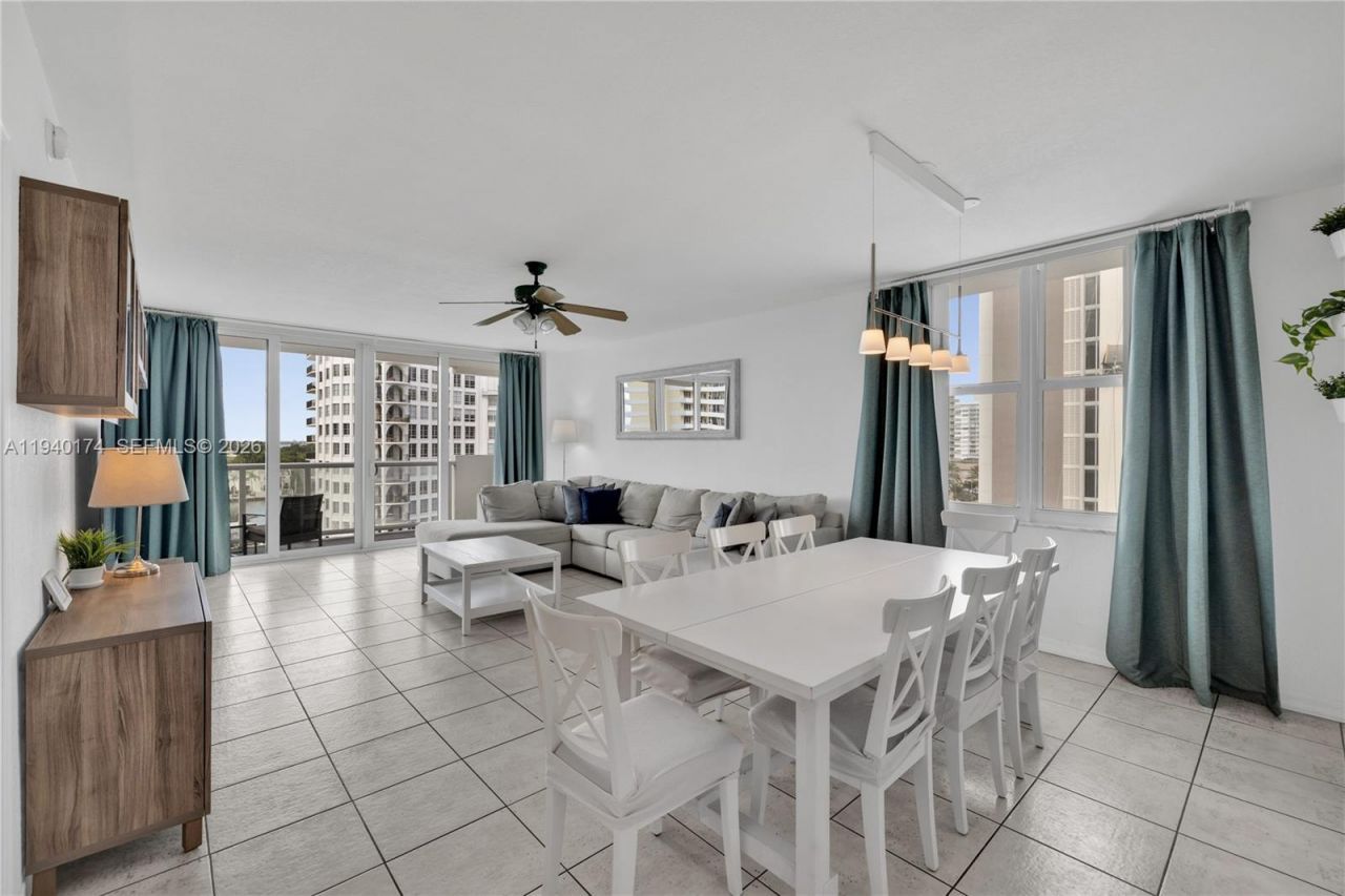 5601 Collins Ave , Unit 825, Miami Beach, FL 33140 Photo