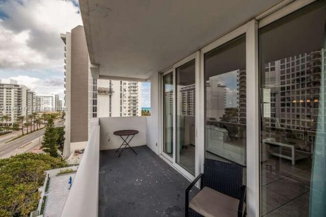 5601 Collins Ave , Unit 825, Miami Beach, FL 33140 Photo