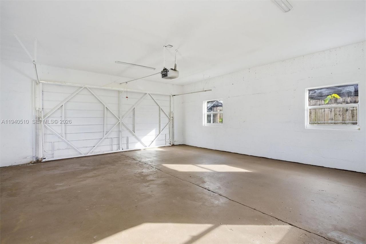 461 Plover Ave, Miami Springs, FL 33166 Photo