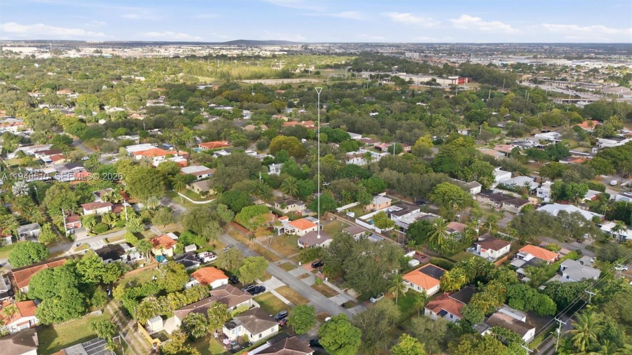 461 Plover Ave, Miami Springs, FL 33166 Photo