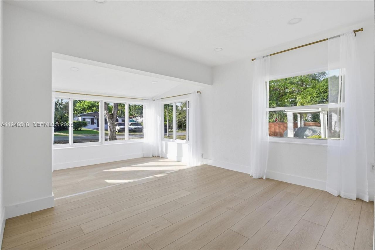 461 Plover Ave, Miami Springs, FL 33166 Photo